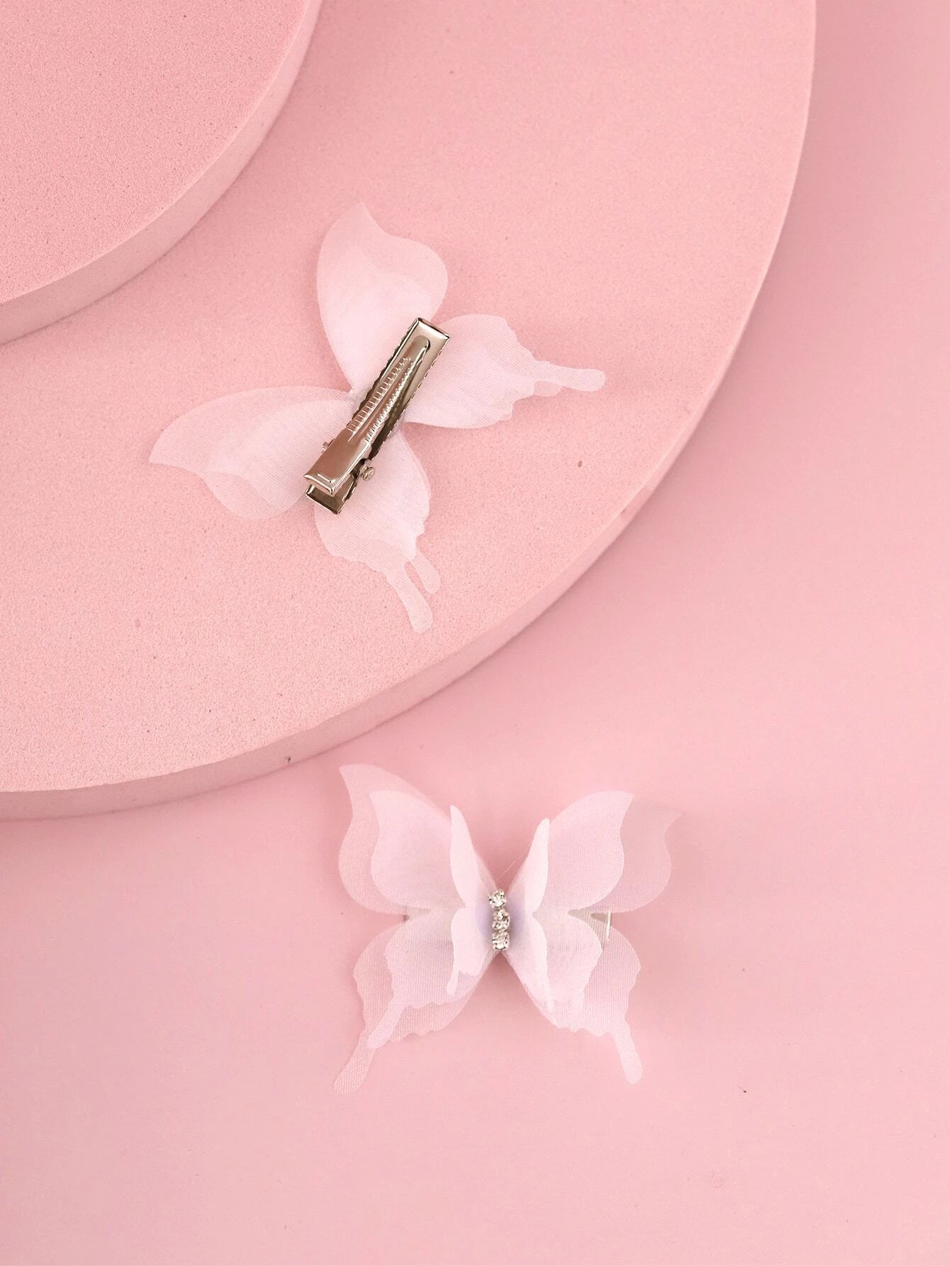 6 Sommerfugle Hårklemmer med Perler - i Hvid