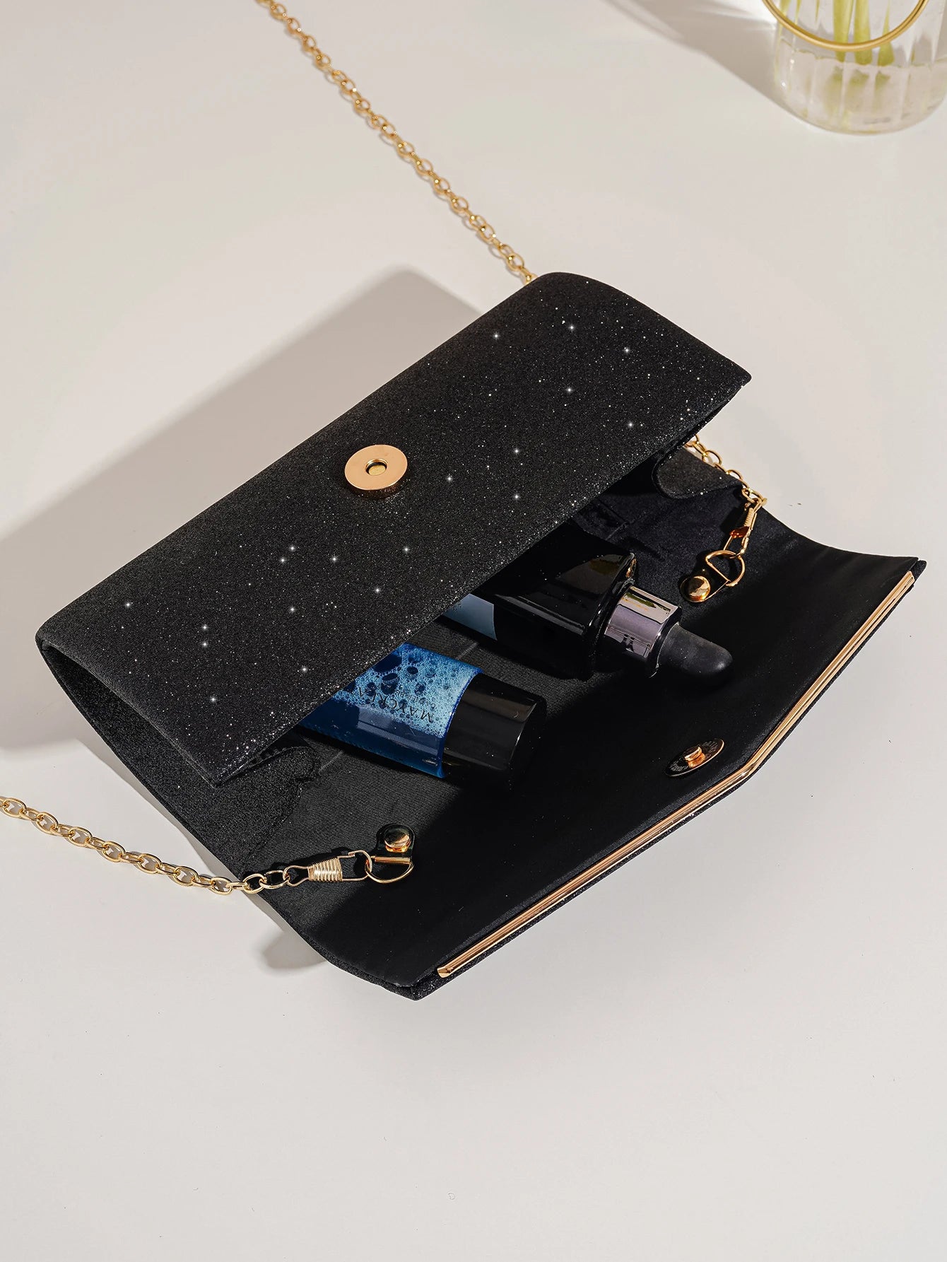 Sort Clutch Taske - med Glitter og Guldkant