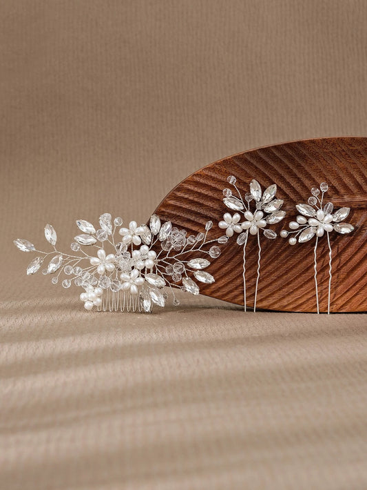 Hårsmykke & 2 Hårnåle - med Hvide Blomster Perler & Krystalperler