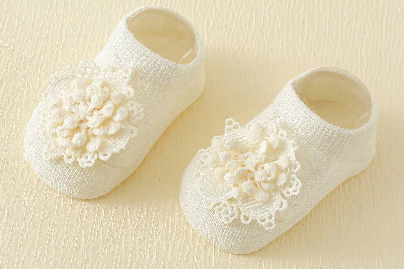Baby Hårbånd og Sko med Blomster - i Creme