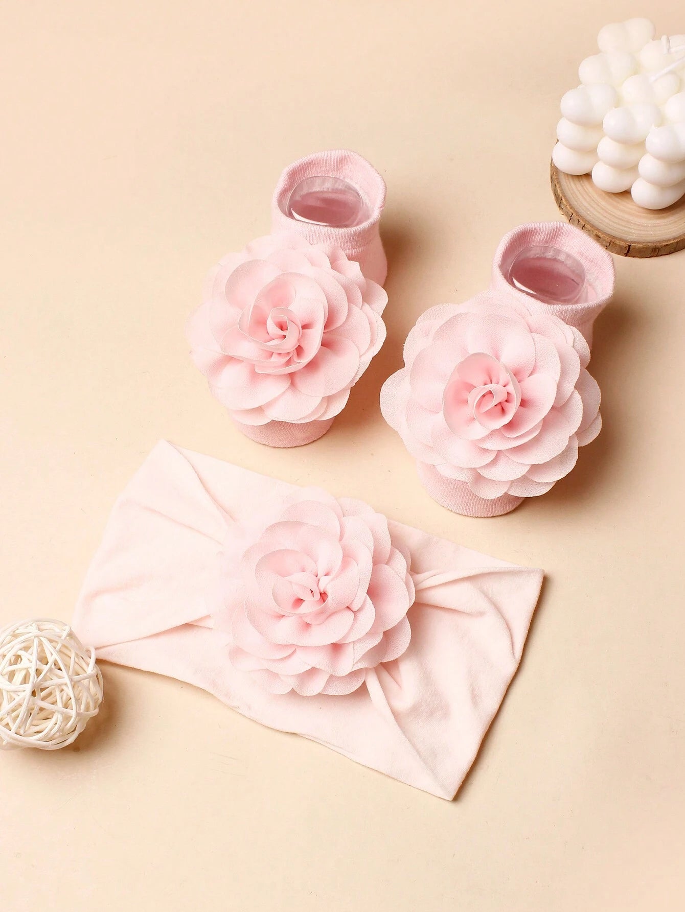 Baby Hårbånd og Sokker med Blomster - i Lyserød