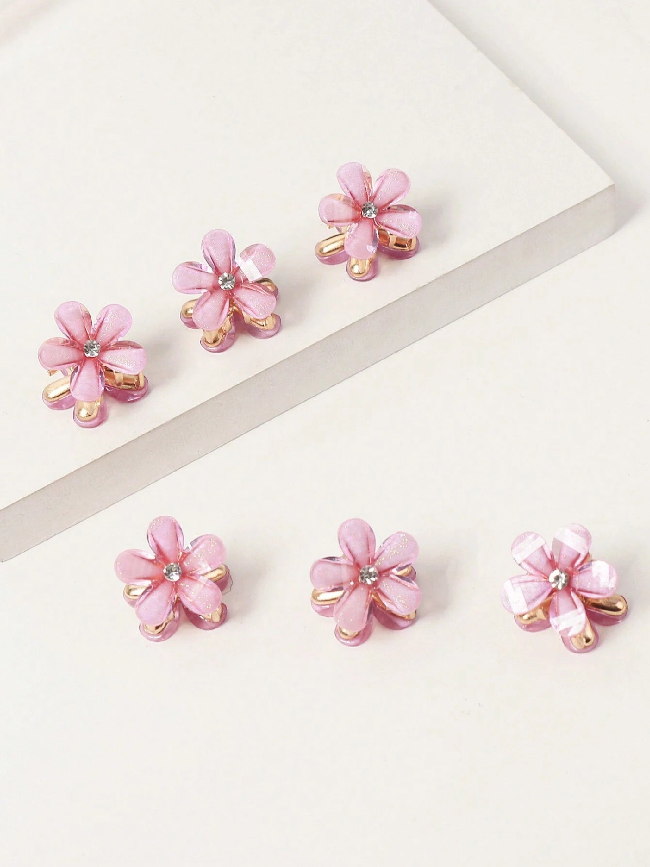 6 Små Gyldne Hårklemmer med Lilla Blomster