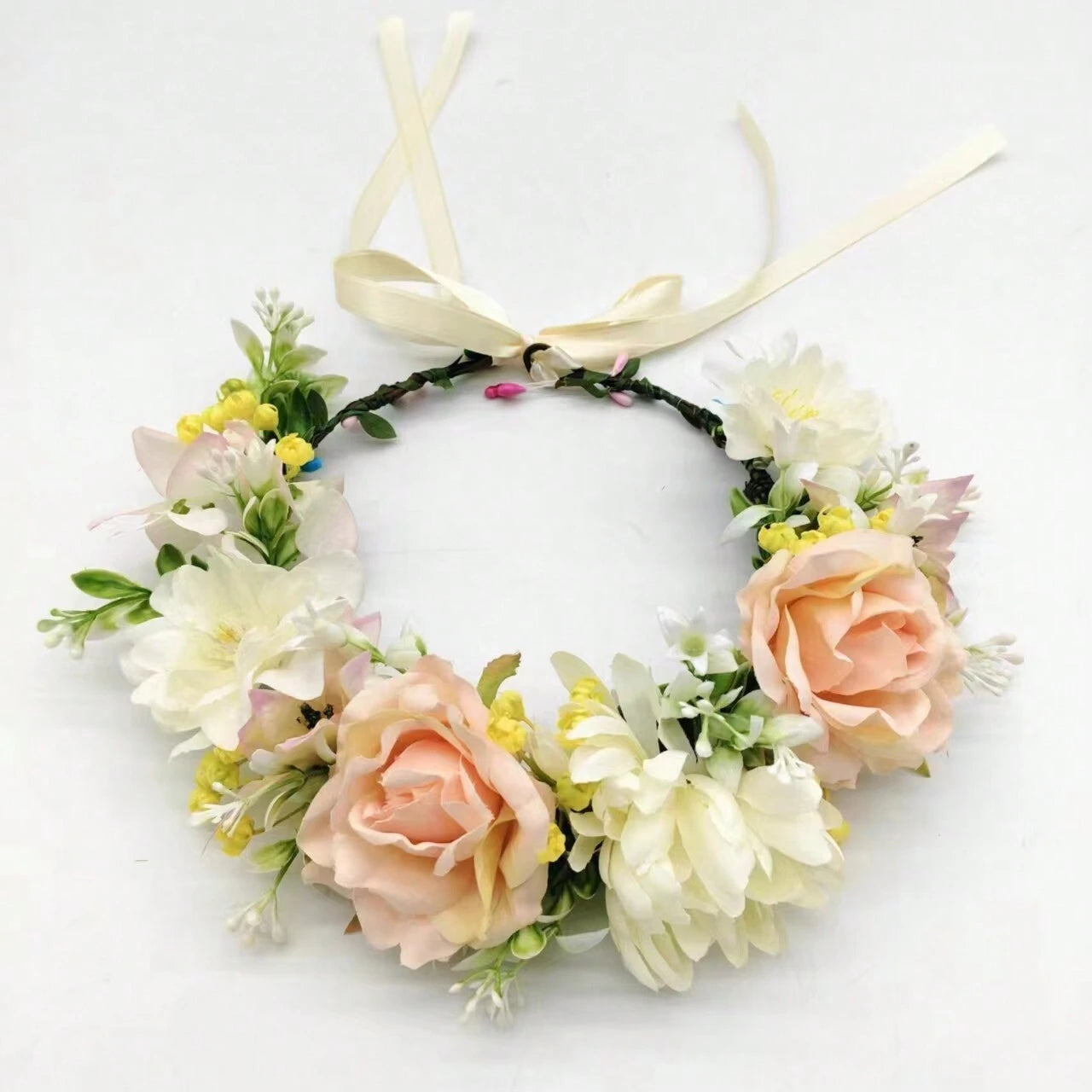 Rund Blomsterkrans i Lyse Farver
