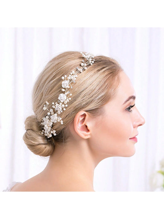 Stort HÄrsmykke med Hvide Blomster & Perler - Fleksibelt Design