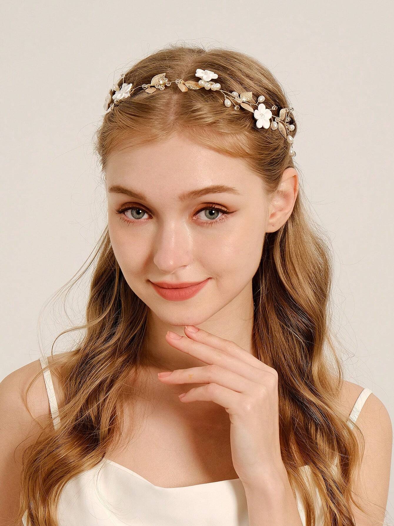 Gyldent Hårsmykke - Hårbånd (Diadem) med Blomster & Perler
