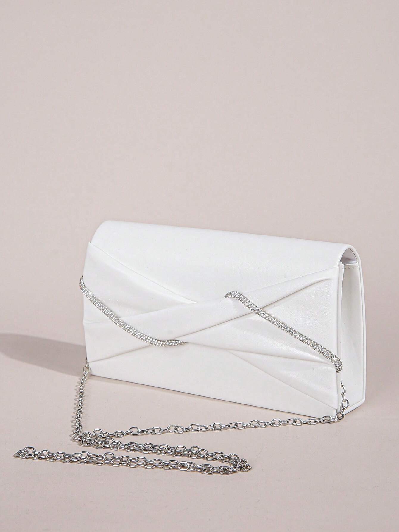 Hvid Clutch Taske - i KunstlĂŠder med SĂžlv & SlĂžjfe Design