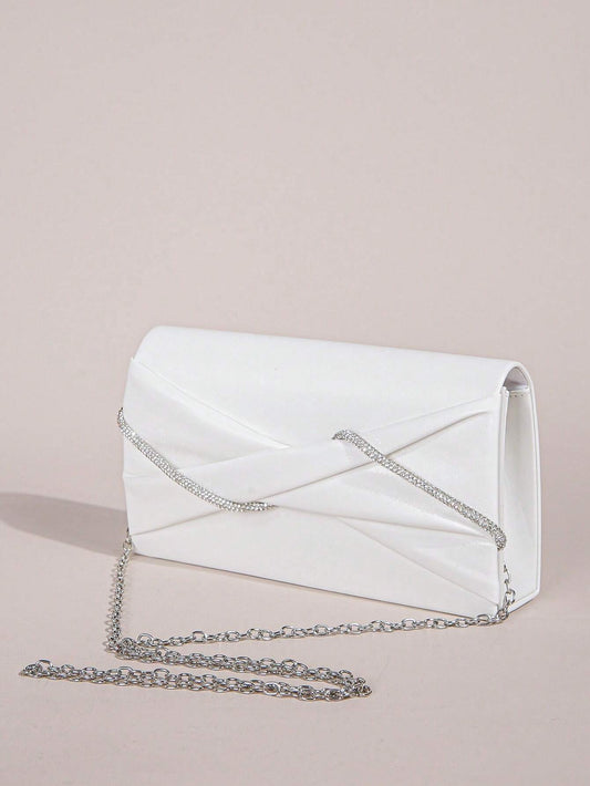 Hvid Clutch Taske - i KunstlĂŠder med SĂžlv & SlĂžjfe Design