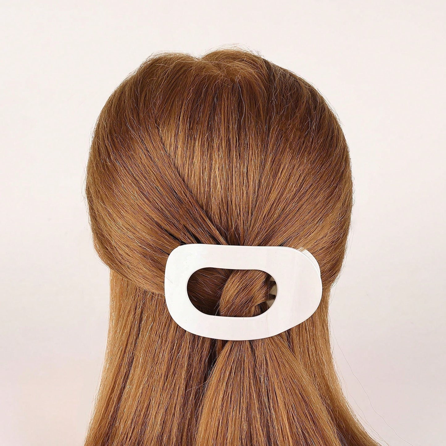 4 Pieces Hair Clips - in Neutral Colors
