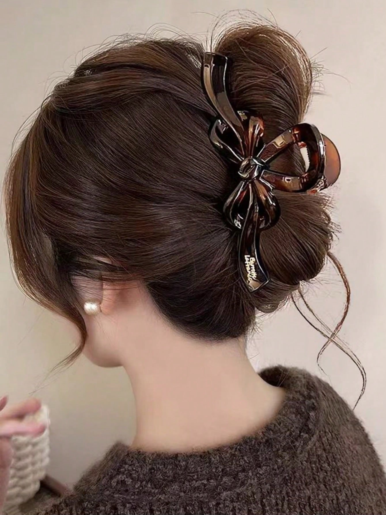 Brun Hårklemme med Sløjfe-Design