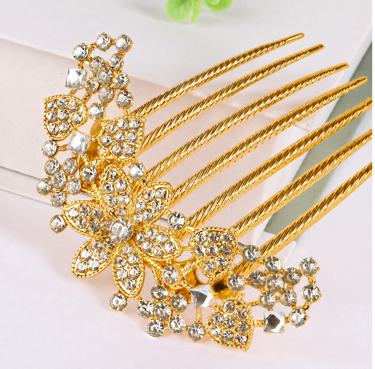 Golden Comb with Flower & Clear Pearls