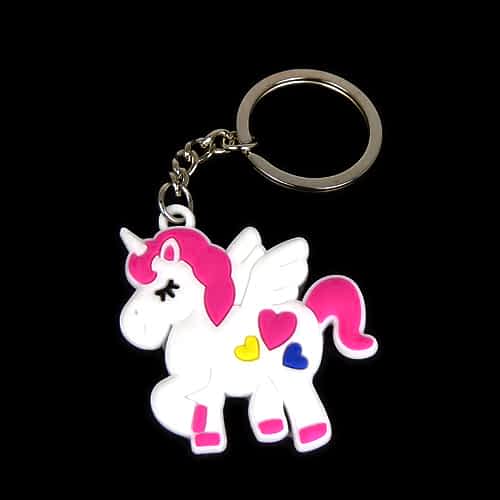 Sød Nøglering med Hvid Enhjørning - SofiaGaver.dk