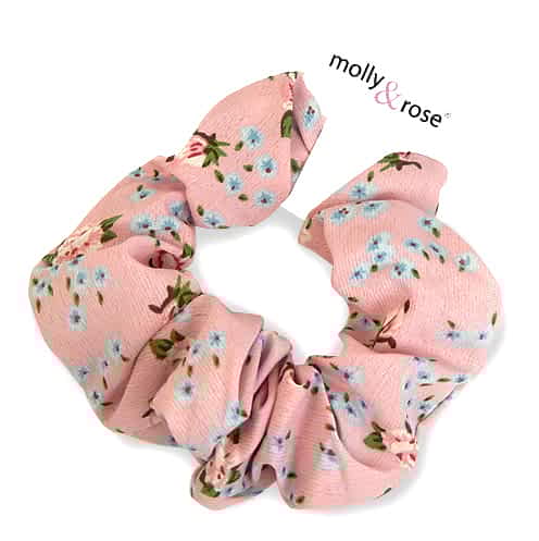 Scrunchie Hårelastik med fint Blomsterprint - i Lyserød - SofiaGaver.dk