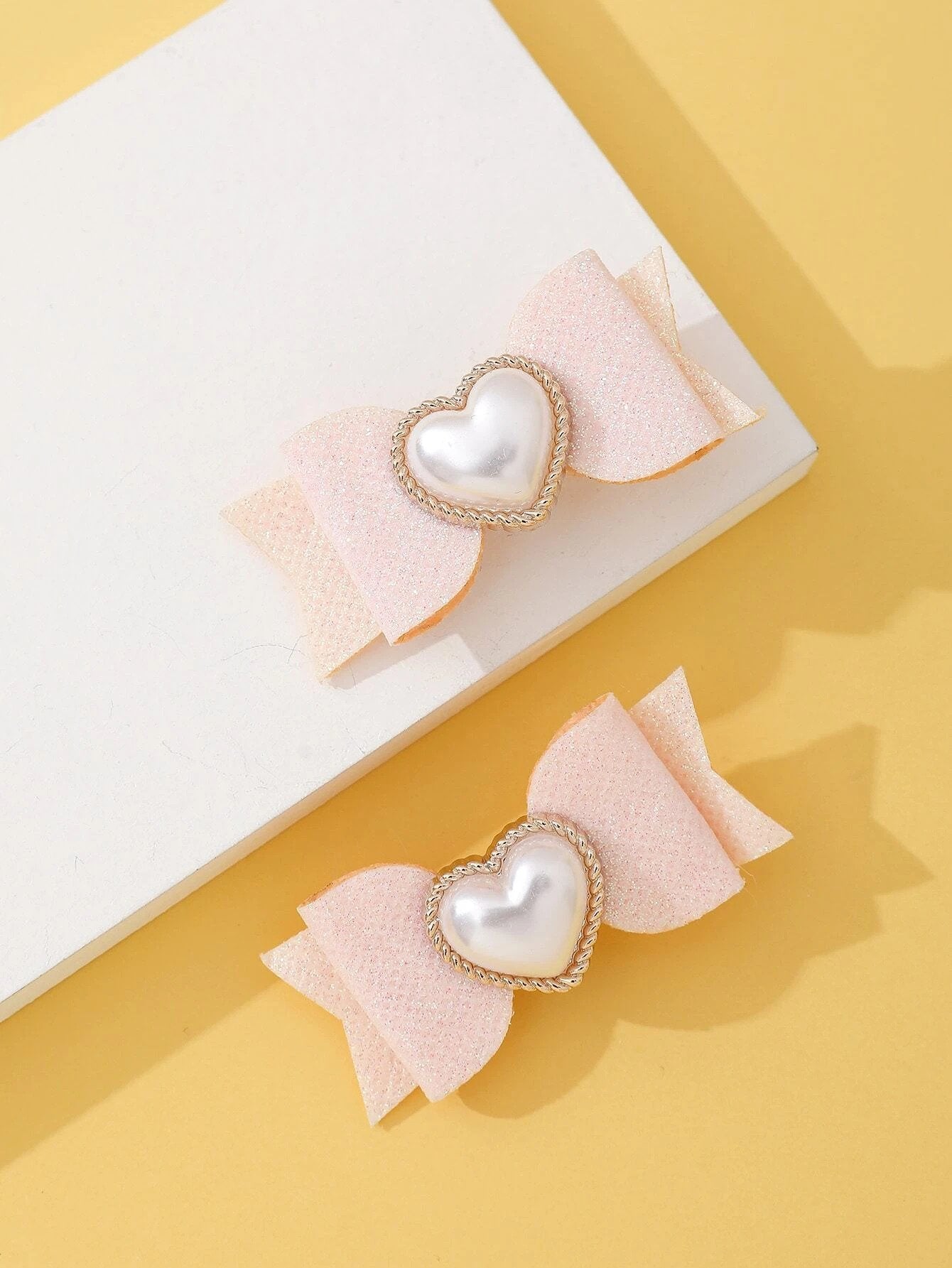 Pink Bows with Glitter & White Pearl Hearts