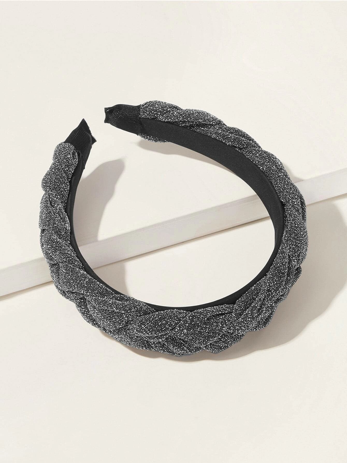 Hårbøjle med Sølv Glitter i Flettet Design - SofiaGaver.dk
