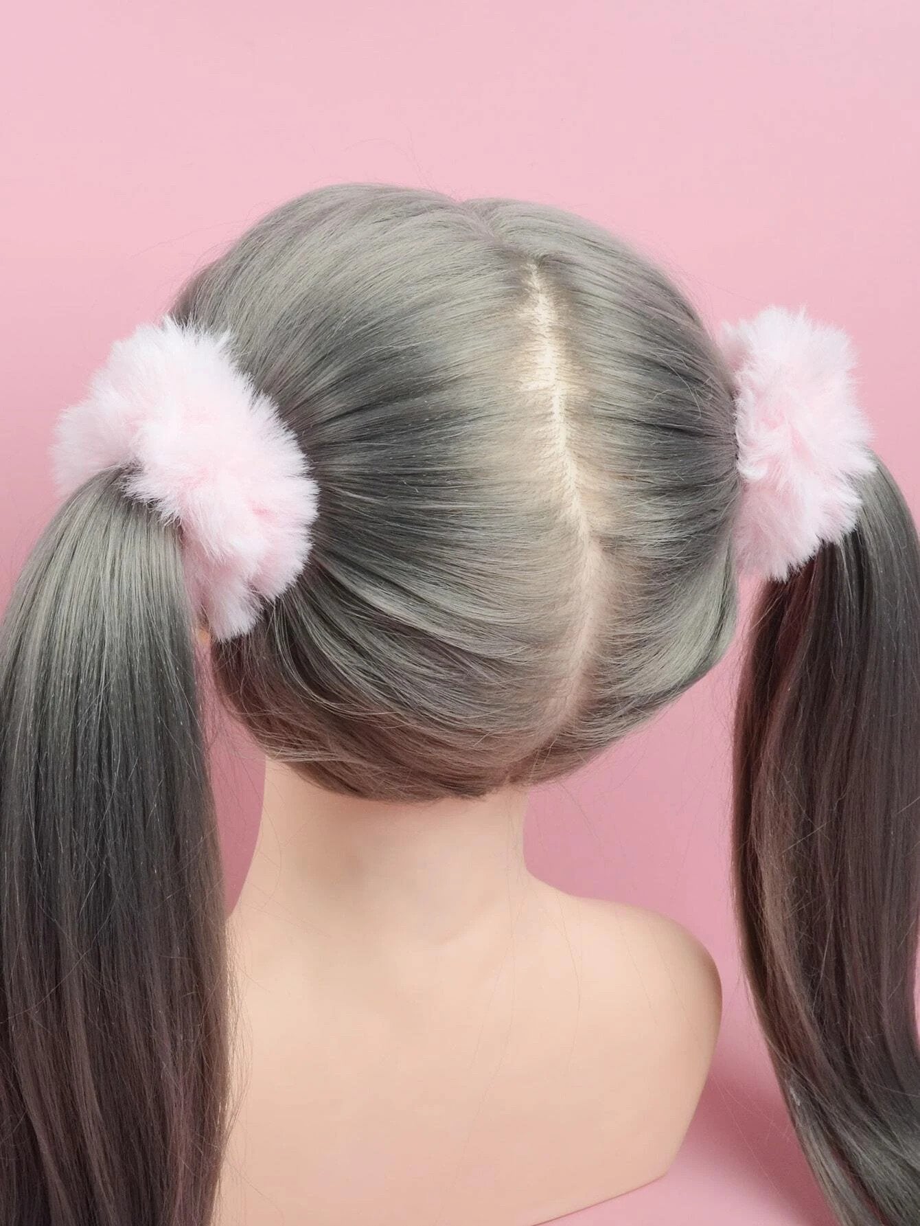 1 stk Scrunchie i Blødt Plys - i Lys Rosa - SofiaGaver.dk