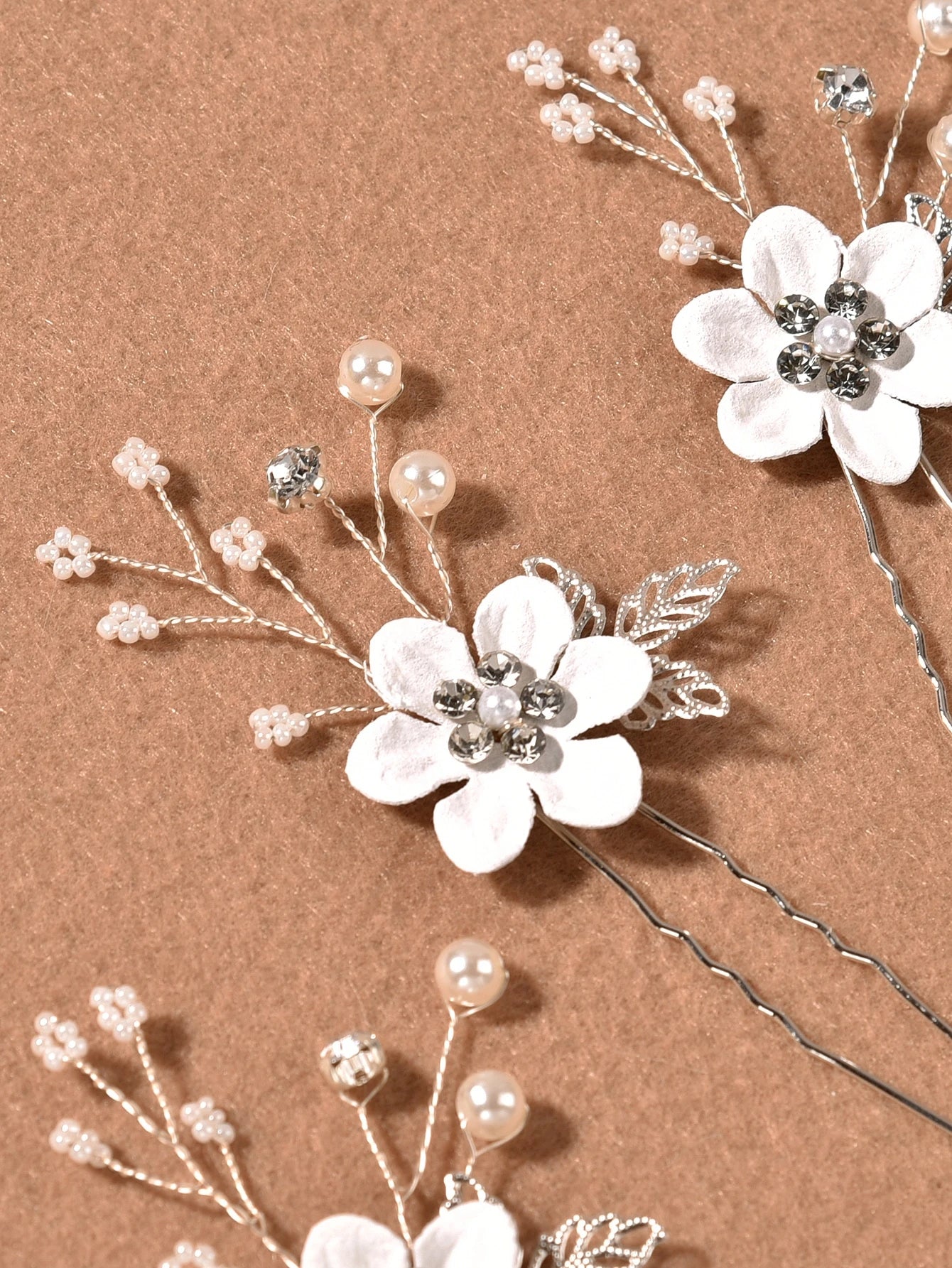 3 Sølv Hårnåle med Hvide Blomster og Perler