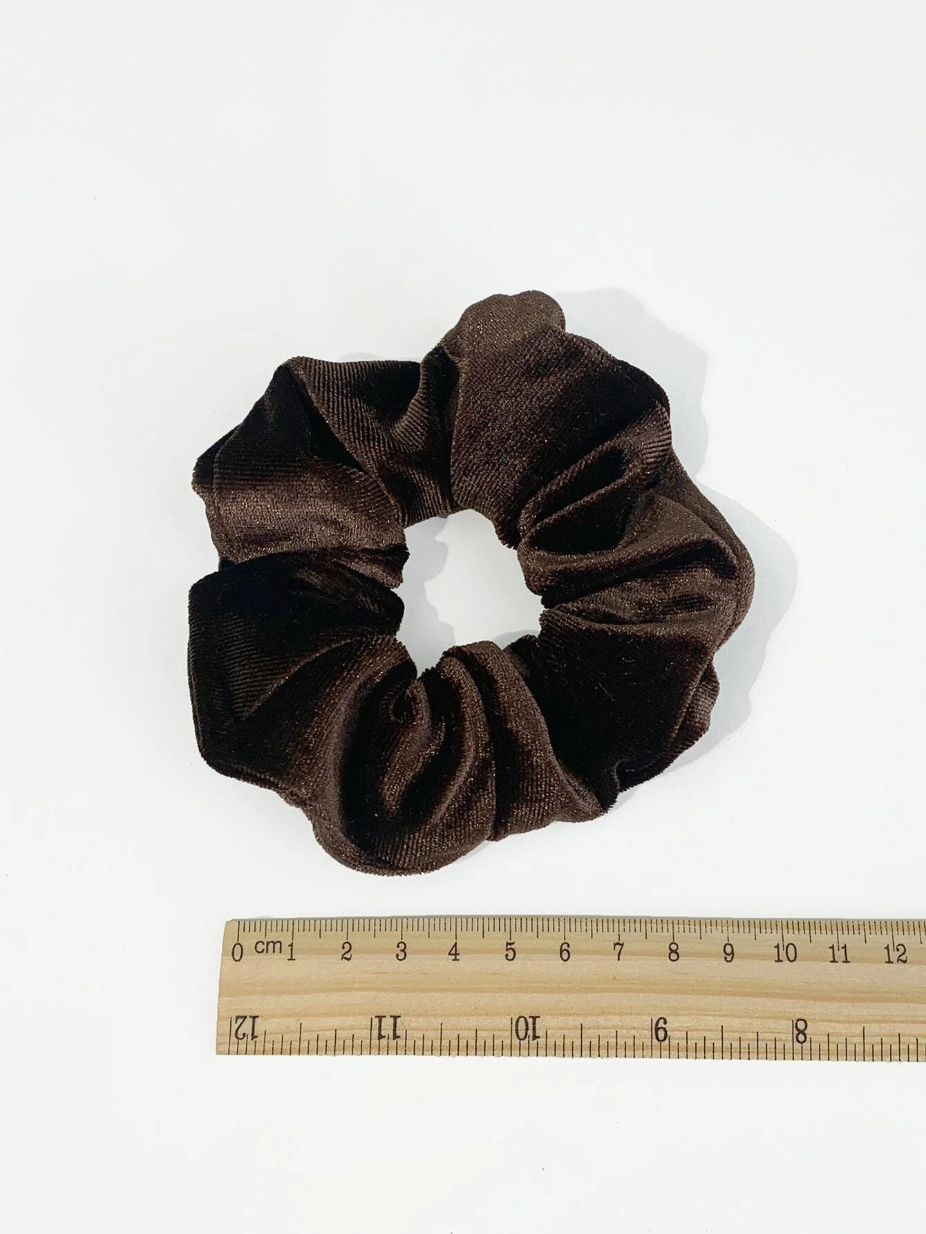 4 Pieces Large Velour Hair Scrunchies - in Neutral Colors