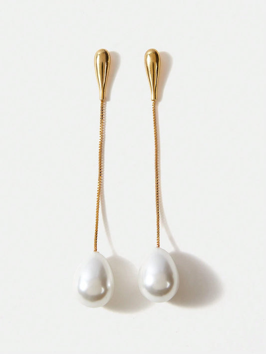 Golden Earrings with White Pearls