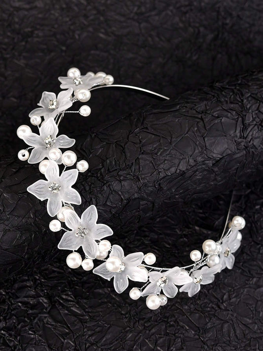 Sølv Hårbøjle med Hvide Blomster & Perle