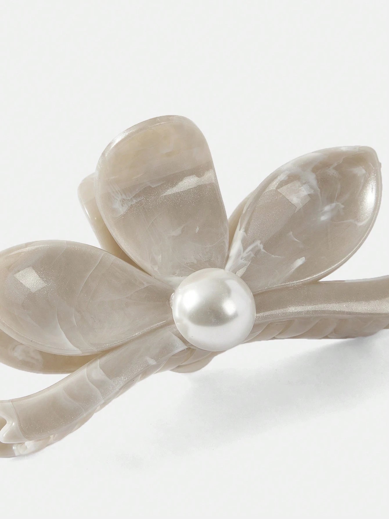 Beige Hårklemme med Blomst & Perle