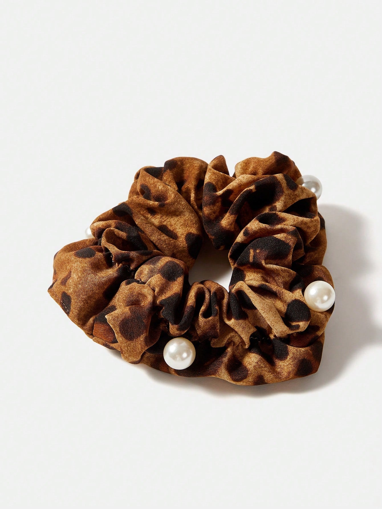 Stor Brun Scrunchie Hårelastik i Leopardprint med Perler