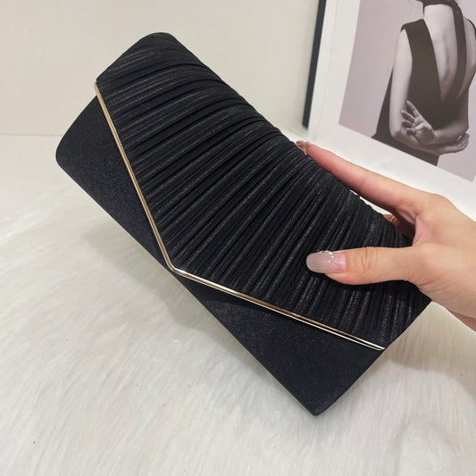 Clutch Taske - i Sort Satin med Guldkant & Plisseret Design