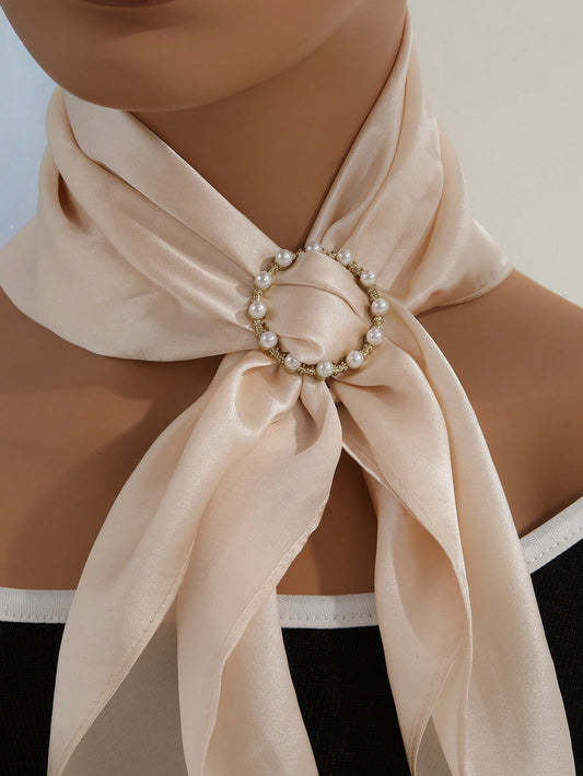 Spænde til Tørklæde - i Gylden med Hvide Perler