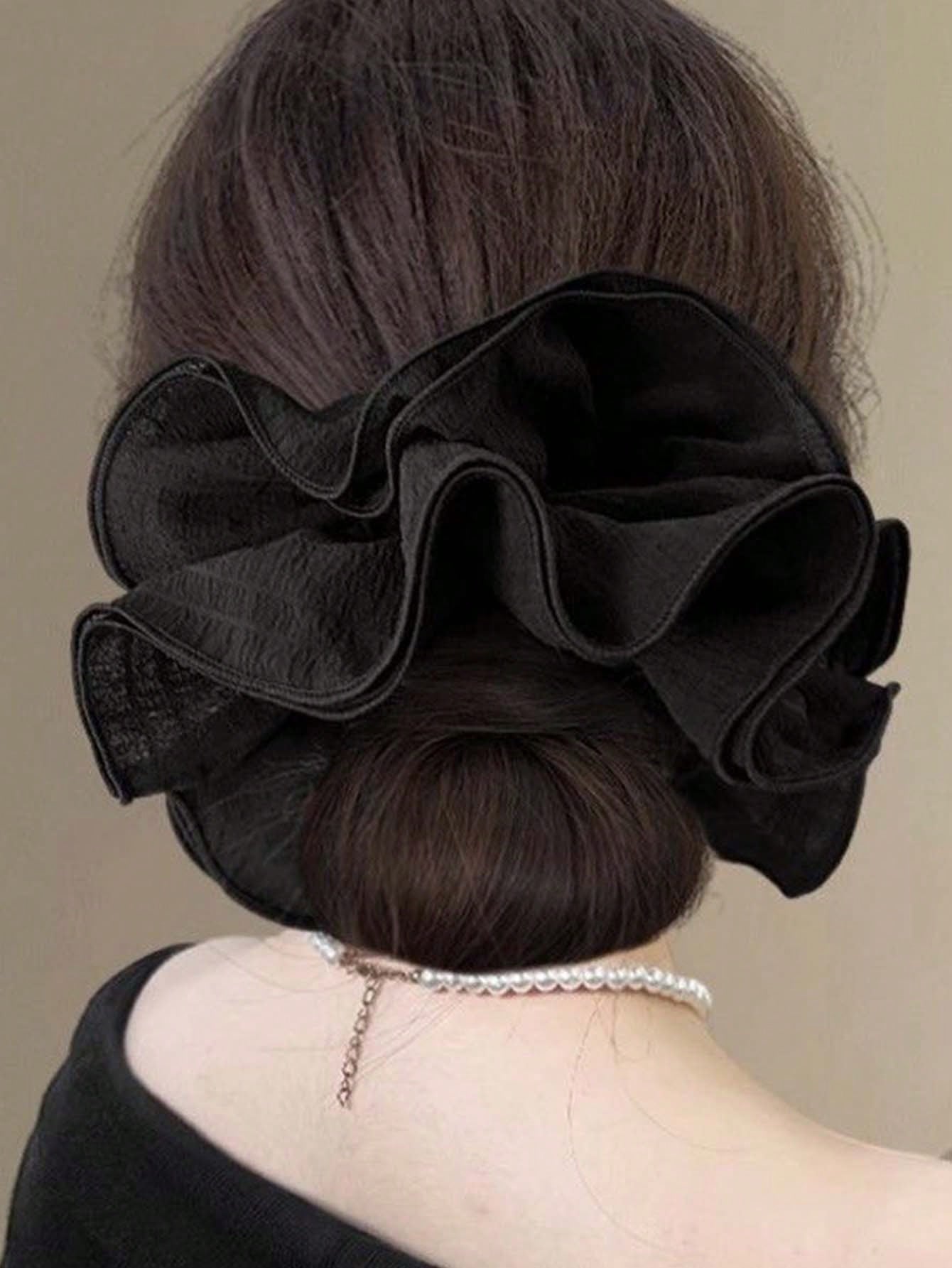 Stor Sort Scrunchie Hårelastik