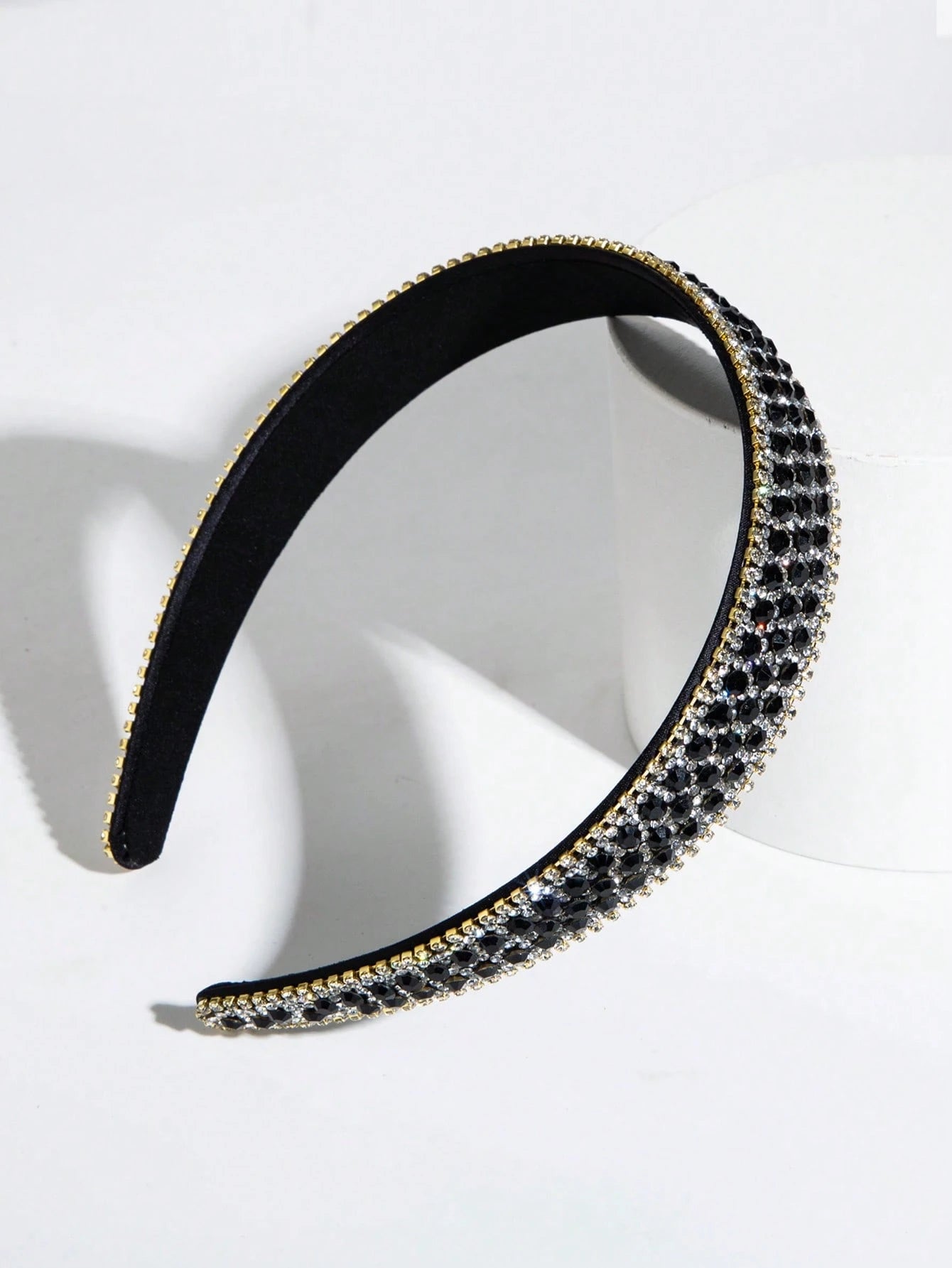 Hårbøjle med Glansfulde Perler i Sort & Sølv