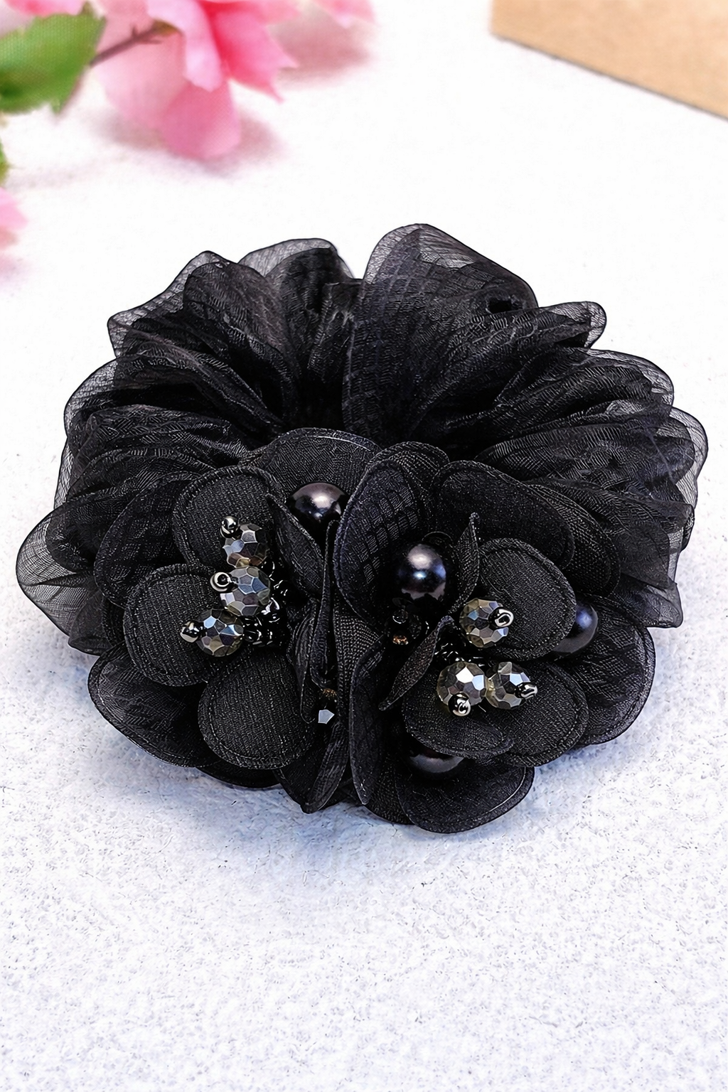 Sort Scrunchie Hårelastik med Blomster & Perler