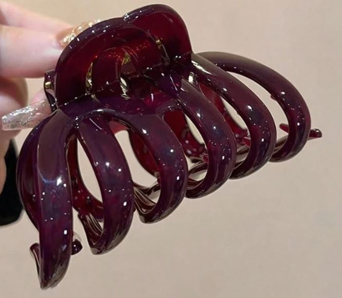 Large Hair Clip in Brown