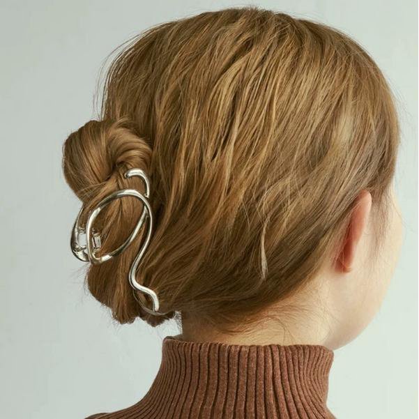 Sølv Metal-Hårklemme med Snoet Design