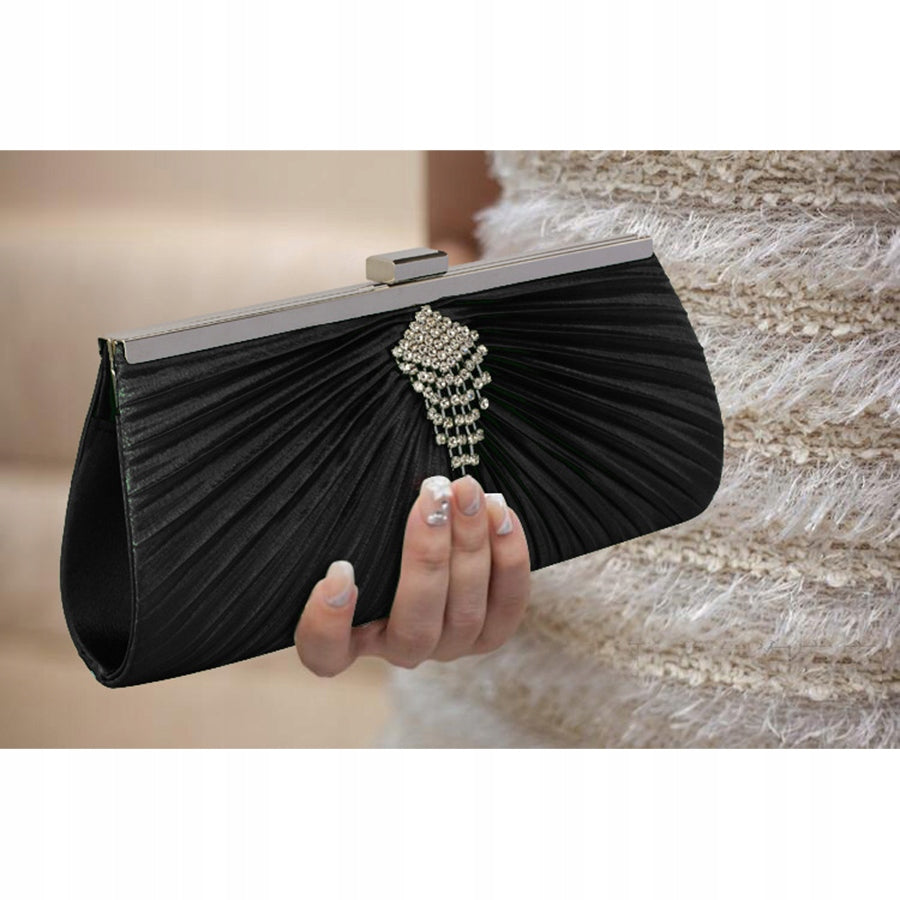Sort Clutch med Rammelås & Sølv Broche