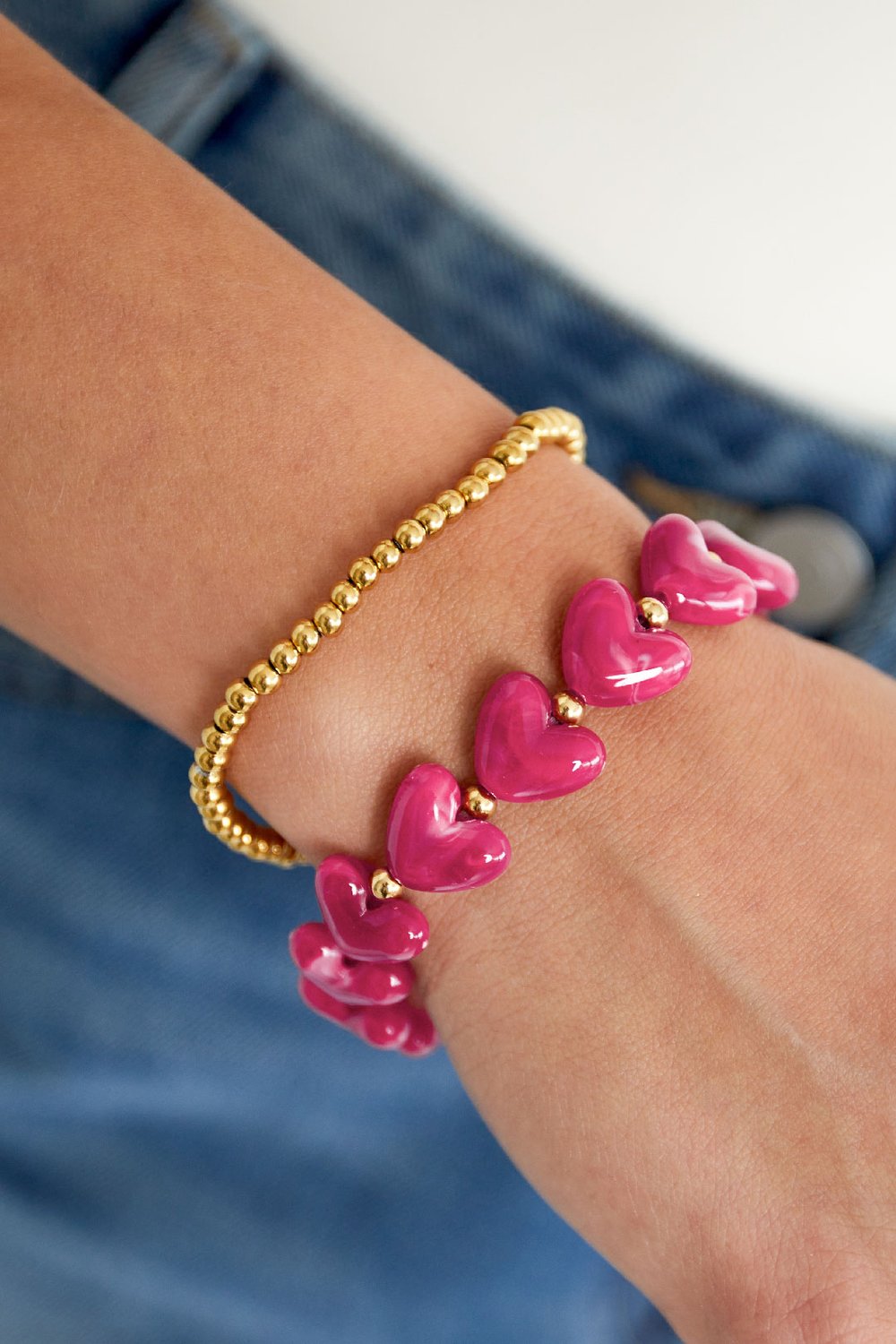 Pearl Bracelet with Hearts - in Pink