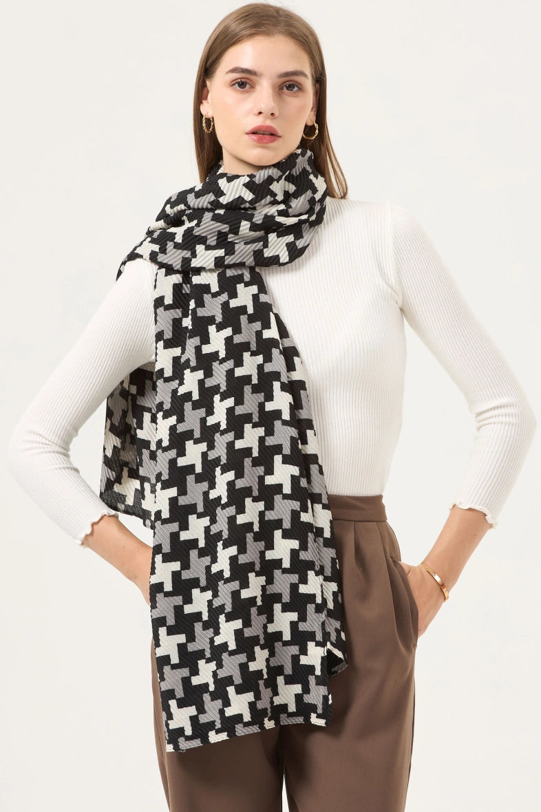 Tørklæde i Flot Geometrisk Mønster