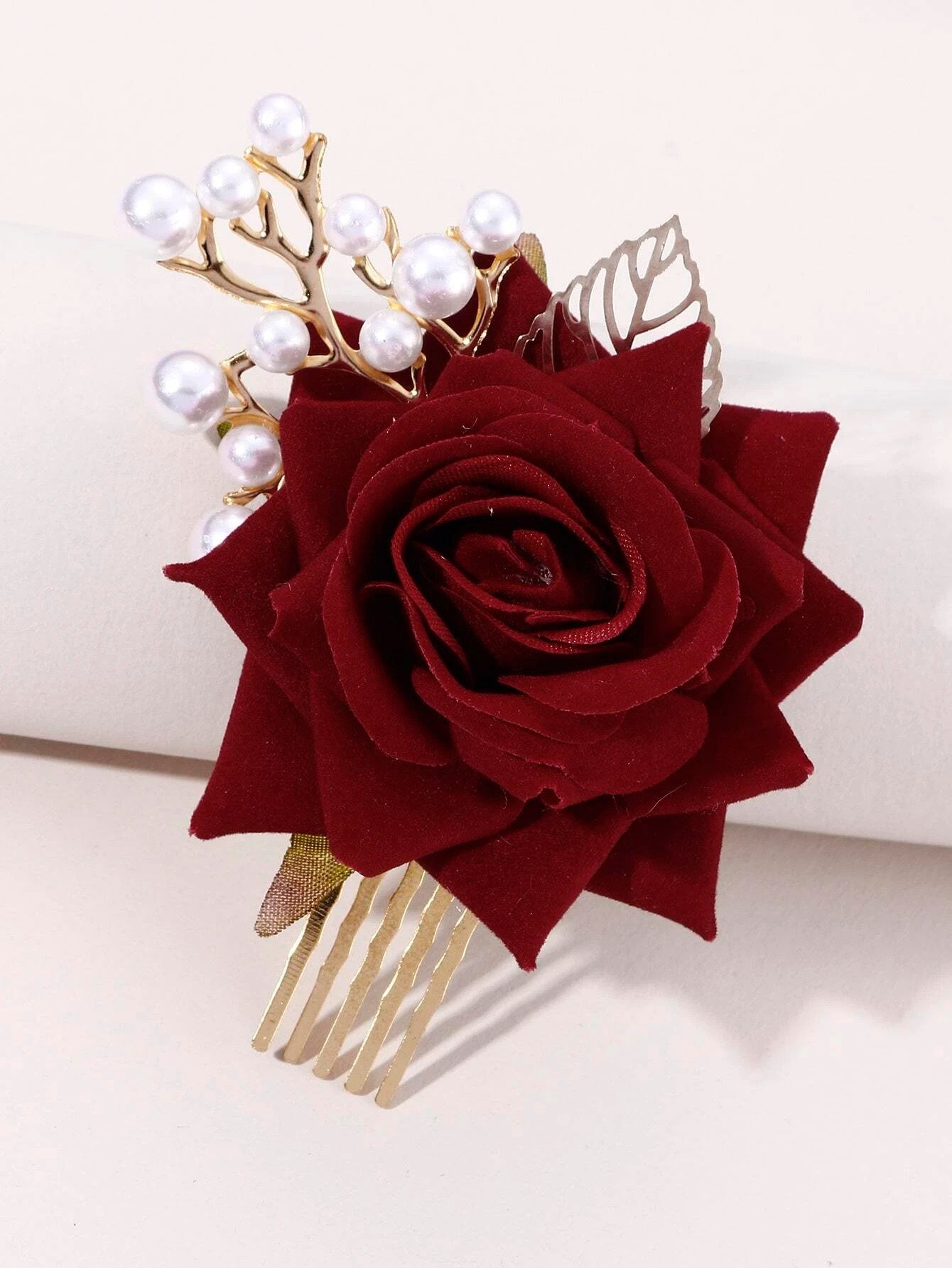 Rød Rose med Gyldent Blad & Hvide Perler - SofiaGaver.dk