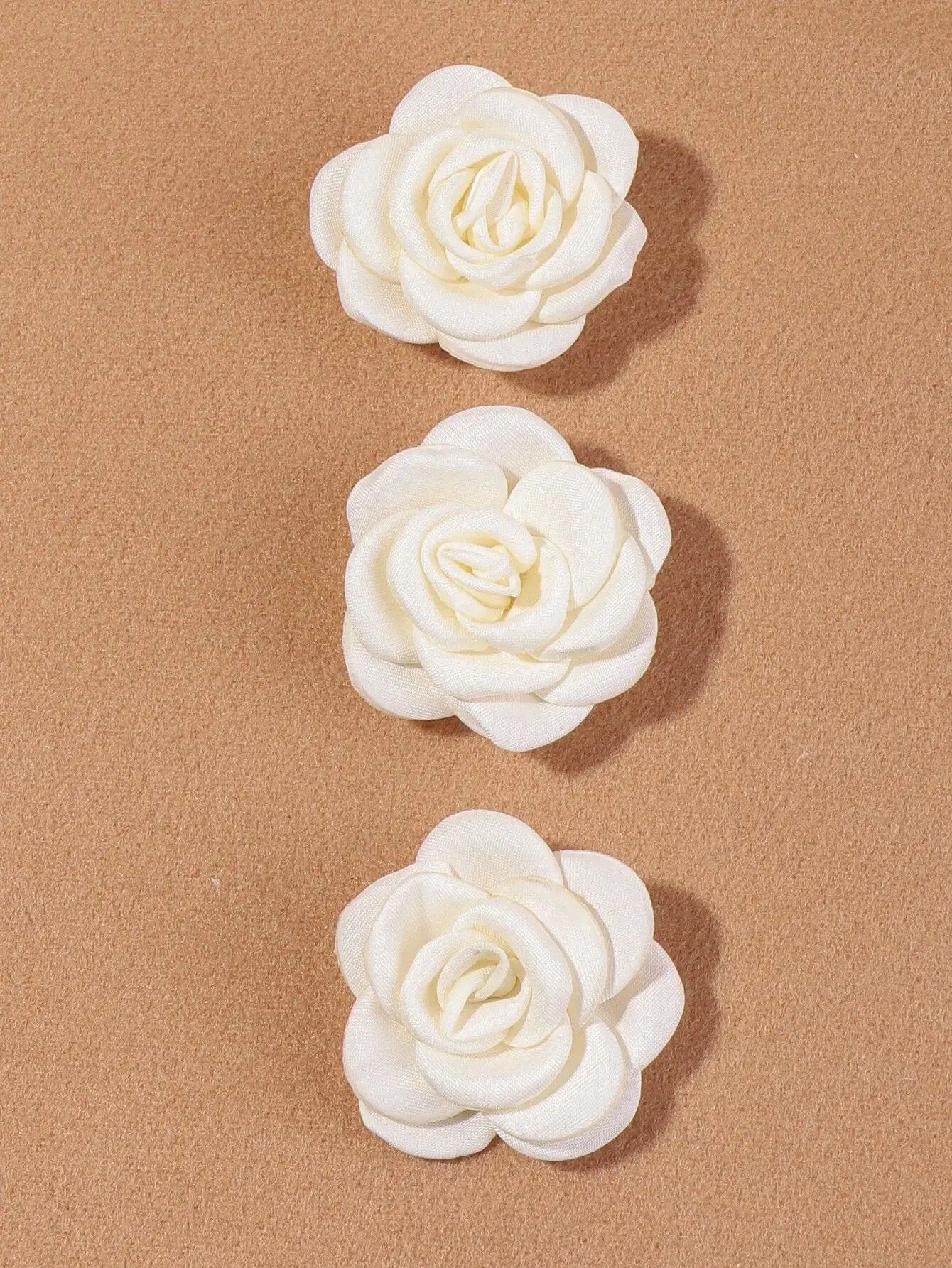 3 Små Roser - i Cremet Hvid – SofiaGaver.dk