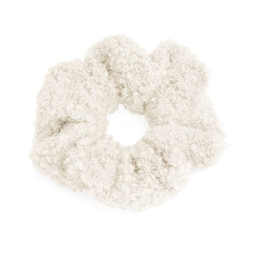 Scrunchie Hårelastik i Creme Boucle - SofiaGaver.dk